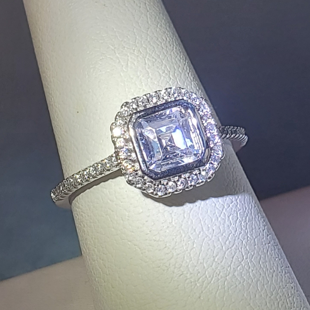 Everly Rings Sterling Silver Harlow Halo Ring